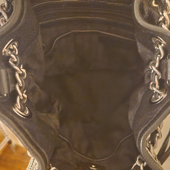 Michael Kors Chain Mail Purse - Picture 4 of 6